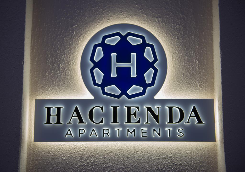 Hacienda Apartments Слима Екстериор снимка