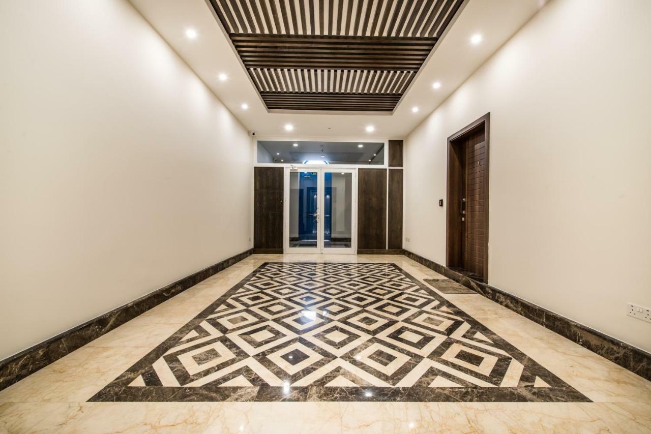 Hacienda Apartments Слима Екстериор снимка
