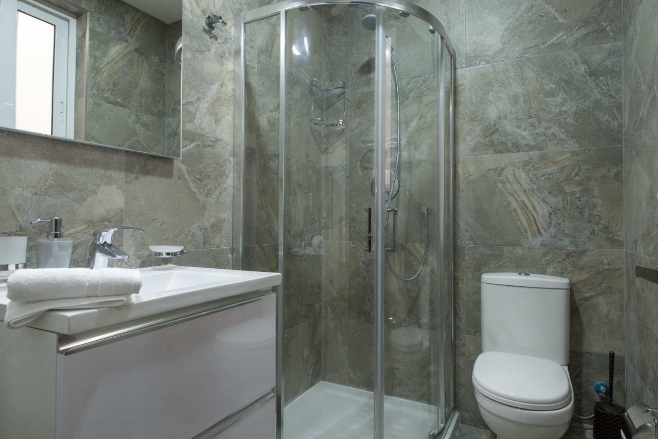 Hacienda Apartments Слима Екстериор снимка