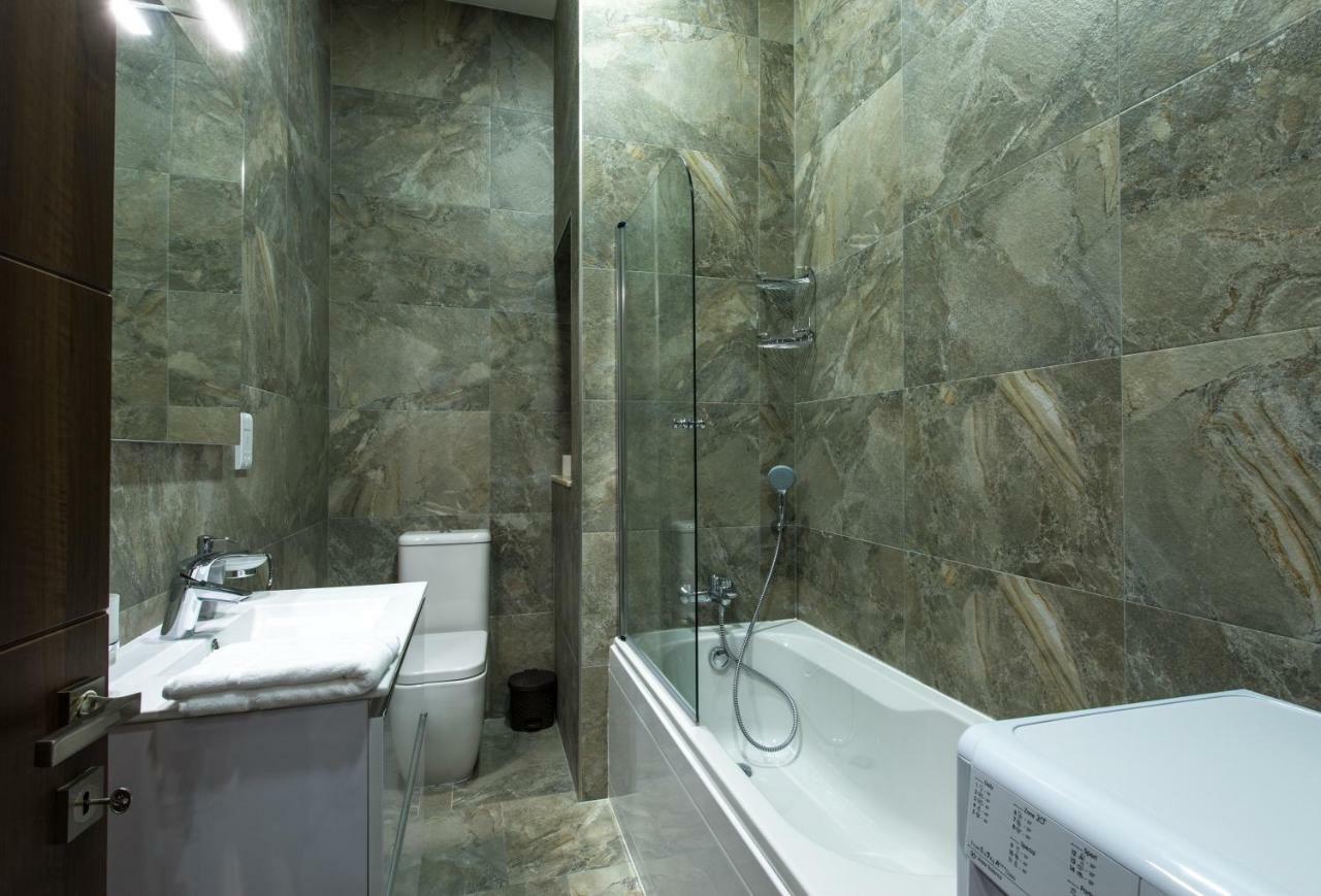 Hacienda Apartments Слима Екстериор снимка